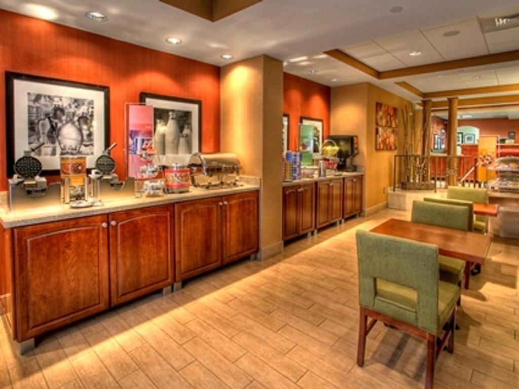 Hampton Inn Johnstown Geistown Kültér fotó