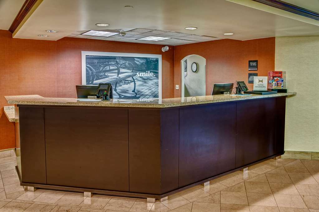 Hampton Inn Johnstown Geistown Beltér fotó